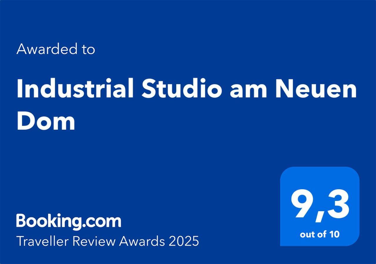 Industrial Studio Am Neuen Dom Linz Exterior photo